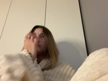girl Chaturbate Cam Girls with norakiso