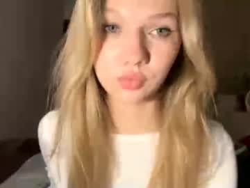 girl Chaturbate Cam Girls with sultry_dreamer_4ever
