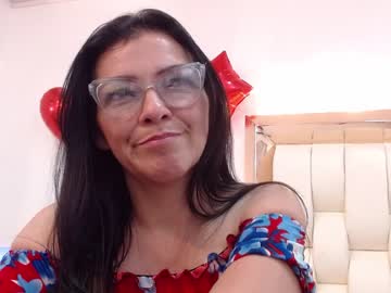 girl Chaturbate Cam Girls with carol_miss_