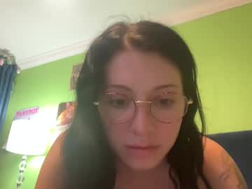 girl Chaturbate Cam Girls with ravenlanexx