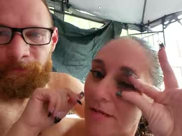 couple Chaturbate Cam Girls with sweetcouple4u521