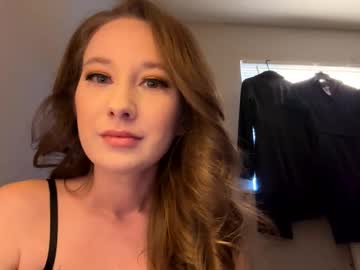 girl Chaturbate Cam Girls with leightonleighxo