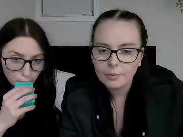 couple Chaturbate Cam Girls with amberxorae