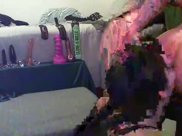 couple Chaturbate Cam Girls with munchsomething