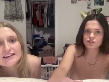 girl Chaturbate Cam Girls with irresistibelle8