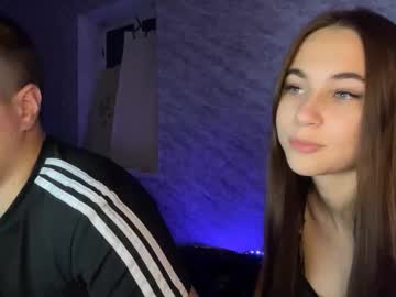 couple Chaturbate Cam Girls with kissme_now_