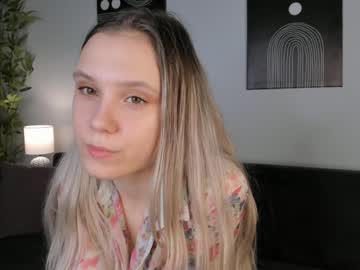 girl Chaturbate Cam Girls with elenebisbee