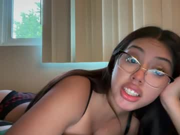 girl
        ashtina cam image #18308