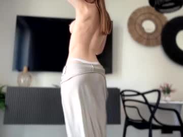 girl Chaturbate Cam Girls with solar_bella
