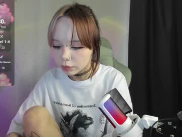 girl Chaturbate Cam Girls with gummi_heart