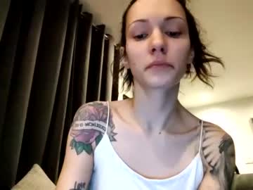 girl
        juliannaxox cam image #3292