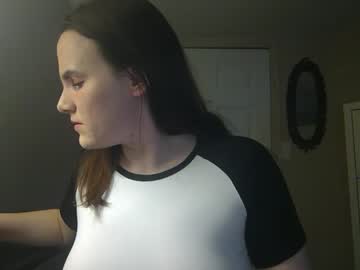 girl
        liberliber20 cam image #6647