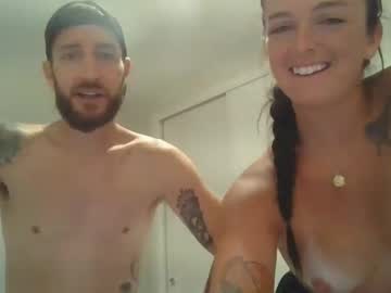 couple Chaturbate Cam Girls with hothoneycouple