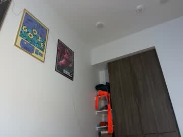 girl Chaturbate Cam Girls with lolaa555