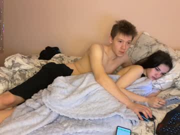 couple Chaturbate Cam Girls with oliverchi