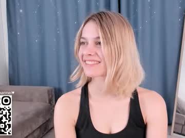 girl Chaturbate Cam Girls with carmellasavina