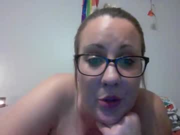 girl Chaturbate Cam Girls with lexiskyy06