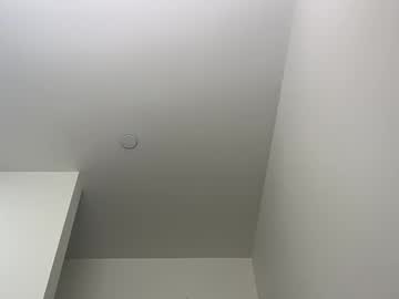 girl Chaturbate Cam Girls with emabluee2