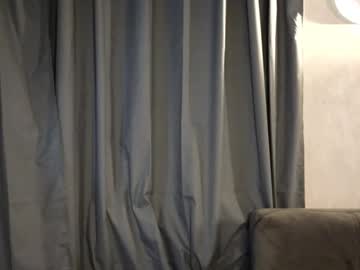 girl
        kittynchloe cam image #29121