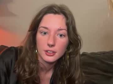 couple
        2girls1boat cam image #32589