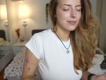 girl Chaturbate Cam Girls with midnight_miracle