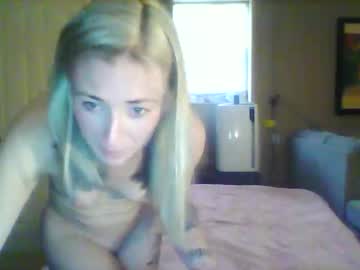 couple
        bubblesxxx615xxx601 cam image #34190