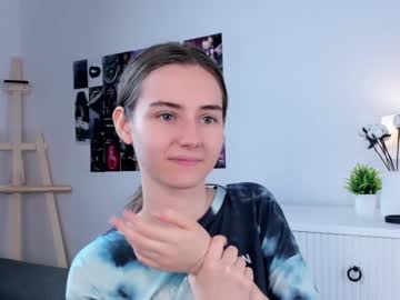 girl Chaturbate Cam Girls with approche_toi_petite