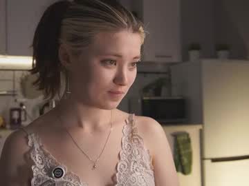 girl
        shyakemi cam image #35613