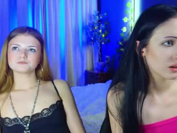 girl
        tori_blaze cam image #36421