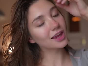 girl Chaturbate Cam Girls with mia_dynasty