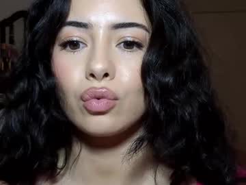 girl Chaturbate Cam Girls with shygir1_tati