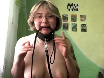 girl
        zafiellex cam image #36035