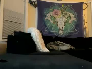 girl
        youpaylucy cam image #18026