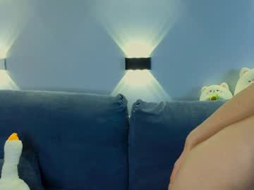 girl
        adaaliin_shh cam image #18264