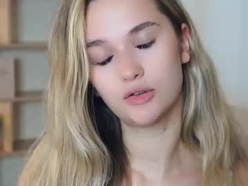 girl Chaturbate Cam Girls with aracelismollenhauer