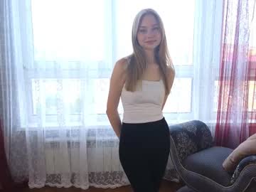 girl
        constancedunnuck cam image #26750