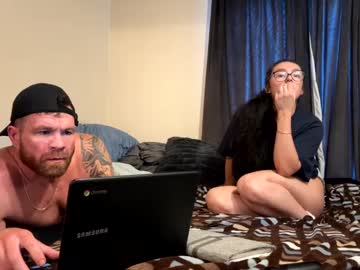 couple Chaturbate Cam Girls with daddydiggler41