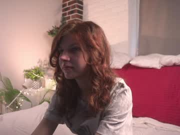 girl
        erlineberkshire cam image #20749