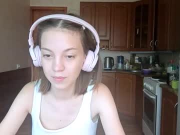 girl
        edytabner cam image #29761
