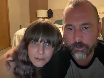 couple Chaturbate Cam Girls with jileenaveale17