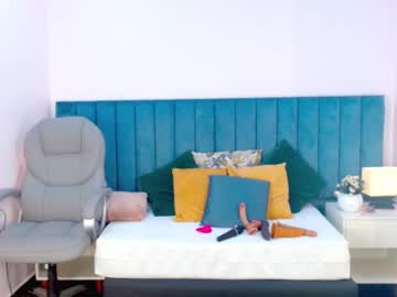 girl Chaturbate Cam Girls with milaa_star