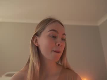 girl Chaturbate Cam Girls with bibi_it_is