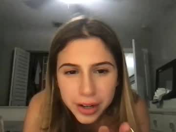 girl Chaturbate Cam Girls with lbabyxo