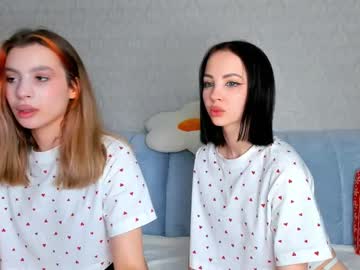 couple Chaturbate Cam Girls with misseliss