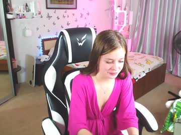 girl Chaturbate Cam Girls with molly_barbie