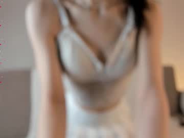 girl
        elwynagreaves cam image #25091