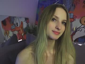 girl
        aurorablondi cam image #18737