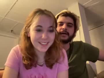 girl Chaturbate Cam Girls with lil_stars