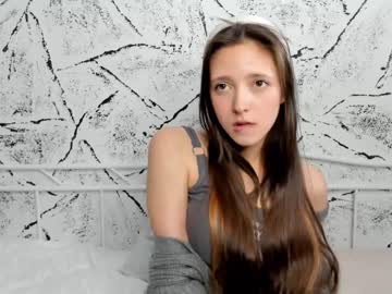 girl
        audreyhalloway cam image #4985