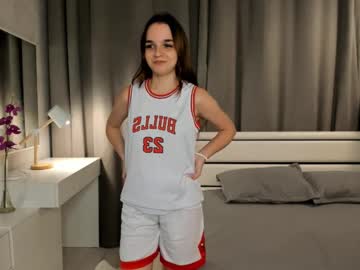 girl
        julianabritt cam image #28030